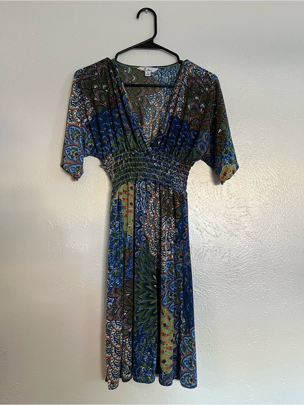 5th & Love Blue and Green Paisley V-Neck Dress